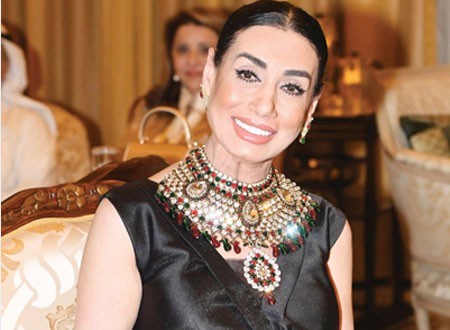 إحالة الإعلامية الكويتية نادية المراغي للتحقيق بعد إهانة الوافدين إحالة الإعلامية الكويتية نادية المراغي للتحقيق بعد إهانة الوافدين
