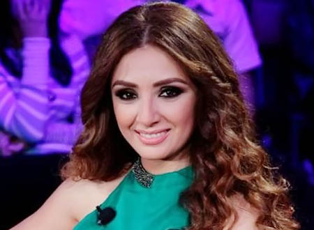 سمر يسري: لا أبحث عن فرقعة.. وبرامجي توليفة من الصراحة والجرأة