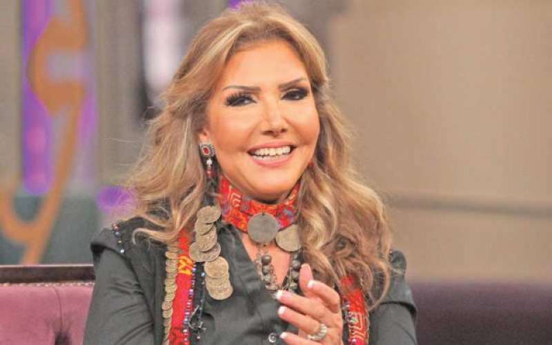 نادية مصطفى